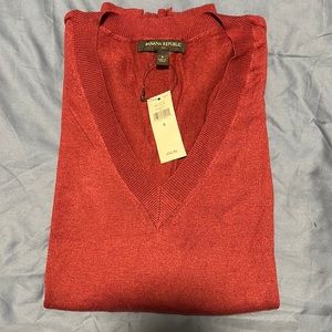 NWT Banana Republic 3/4 Sleeve Knit Sweater Burgundy - size Small